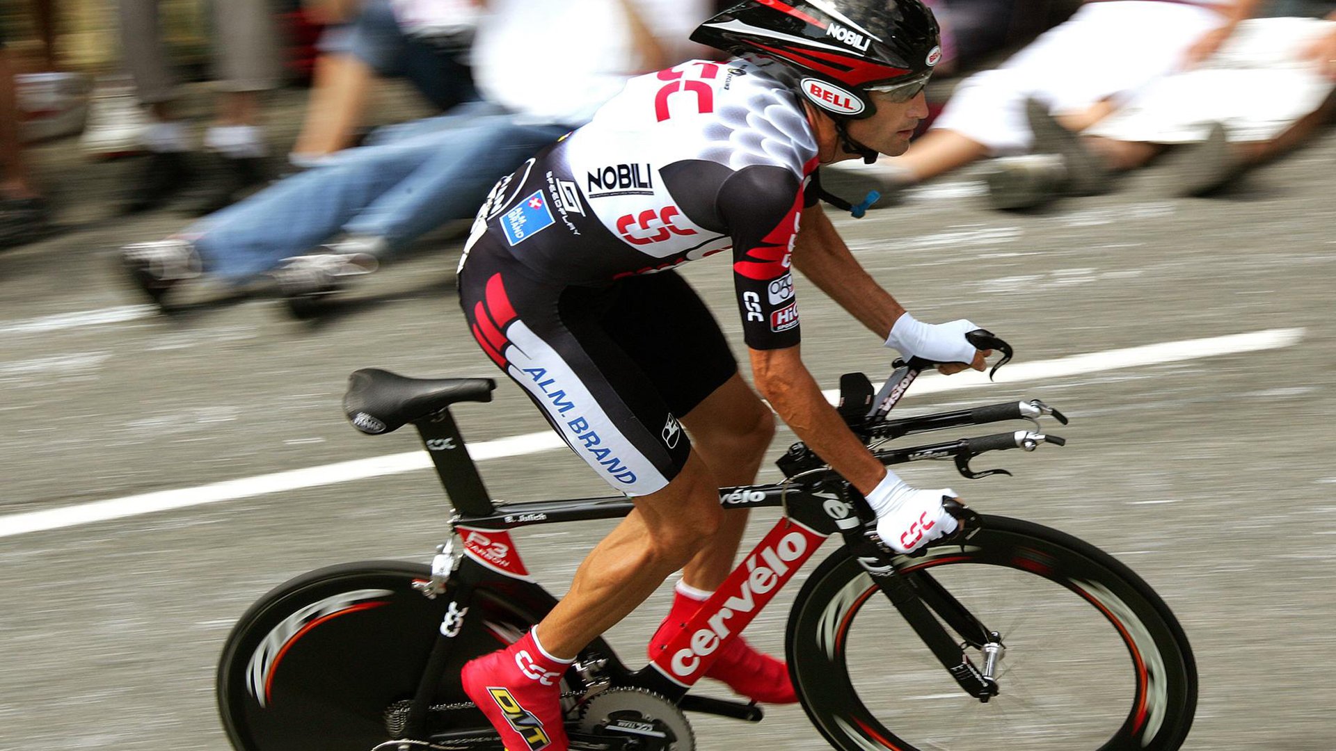 篮球精神让中国体育更加团结，关于篮球体育精神的观点